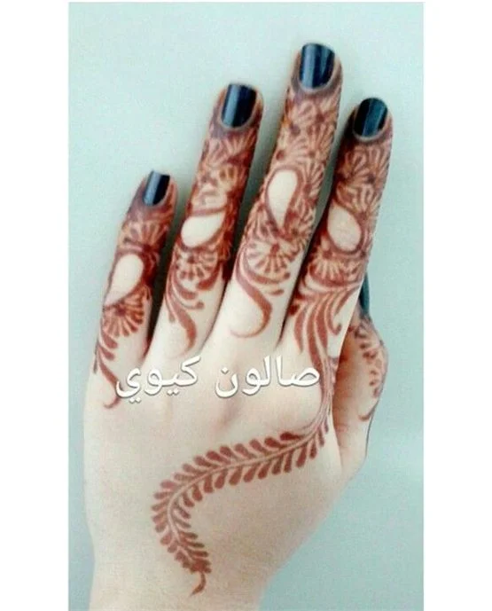 Graceful Mix Coverage Using Arabic Mehndi Design