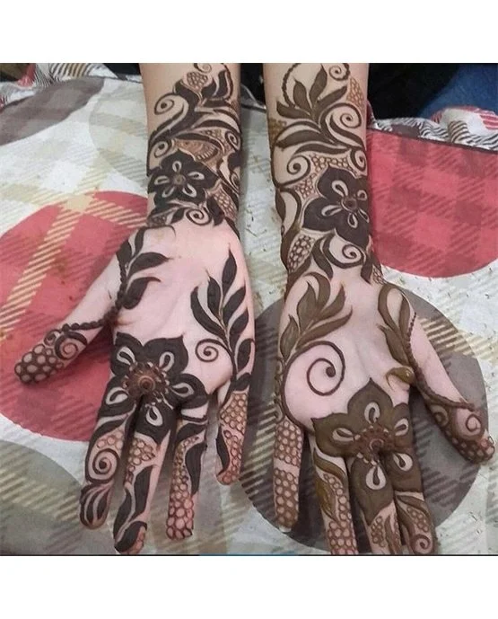 Tulip And Knot Trendy Arabic Mehndi Design Concept