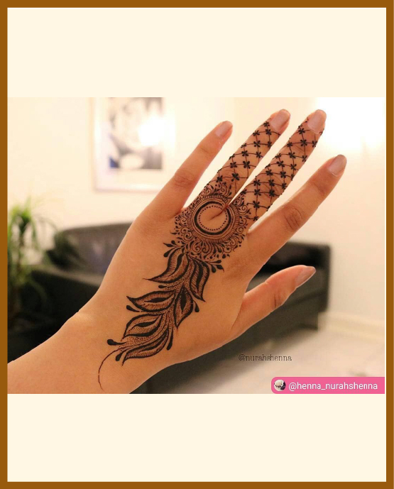 Circle-based with netted pattren khafif back hand mehndi style
