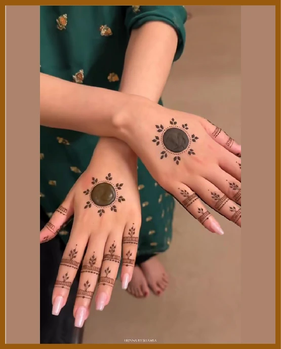 Mandala circle with khafif back hand ring design Khafif%20(Minimal)%20back%20hand Mehndi Design