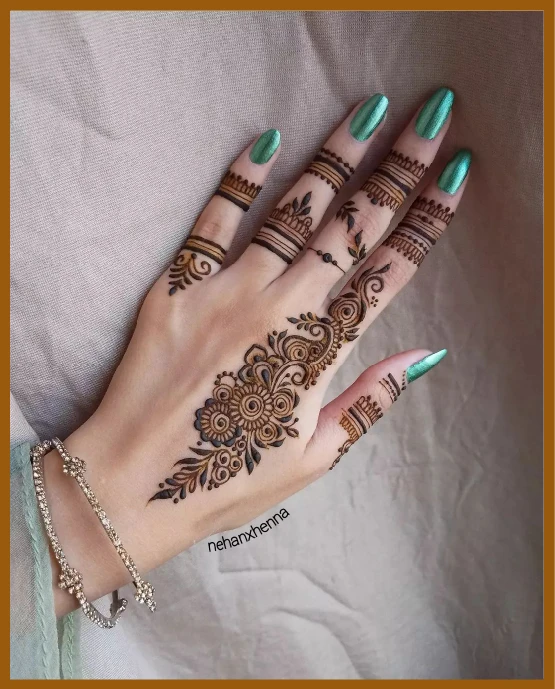 Modern ring band with flower motif in khafif back hand style Khafif%20(Minimal)%20back%20hand Mehndi Design