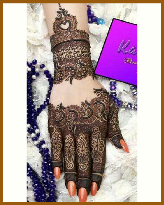 Detailed stylish back hand henna with flowers Stylish%20back%20hand Mehndi Design Detailed stylish back hand henna with flowers Stylish%20back%20hand Mehndi Design