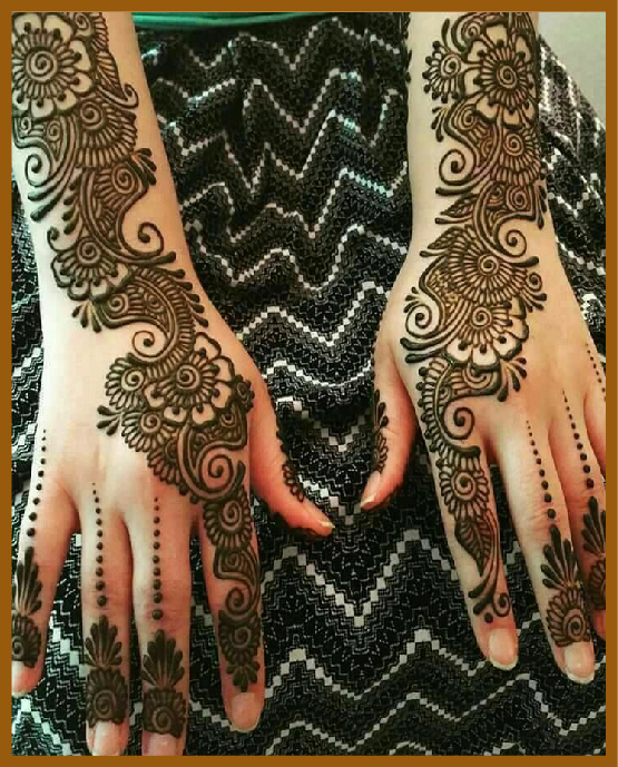 Highlighted petals in stylish back hand mehndi design trail Highlighted petals in stylish back hand mehndi design trail