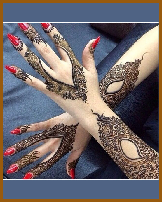 Simple stylish back hand mehndi with Arabic twist Simple stylish back hand mehndi with Arabic twist