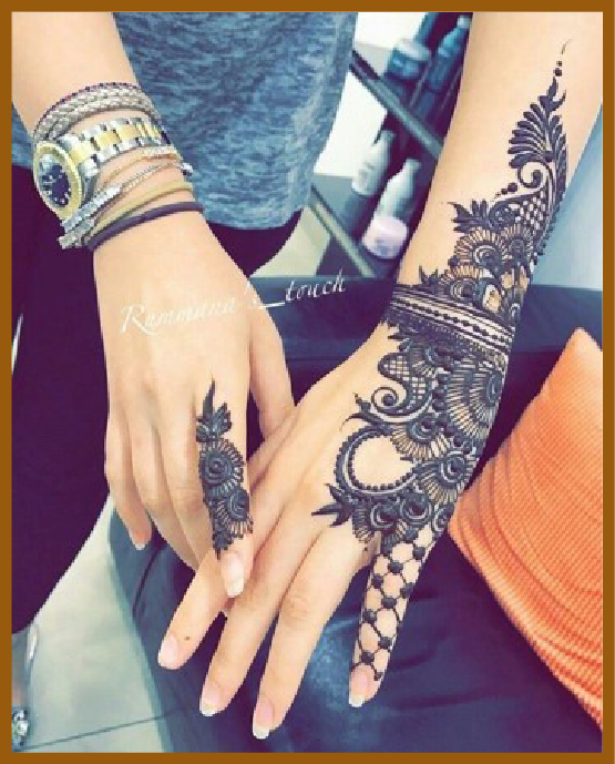 Aesthetic curve linked with bold paisley side design for back hand asthetic%20back%20hand Mehndi Design Aesthetic curve linked with bold paisley side design for back hand asthetic%20back%20hand Mehndi Design