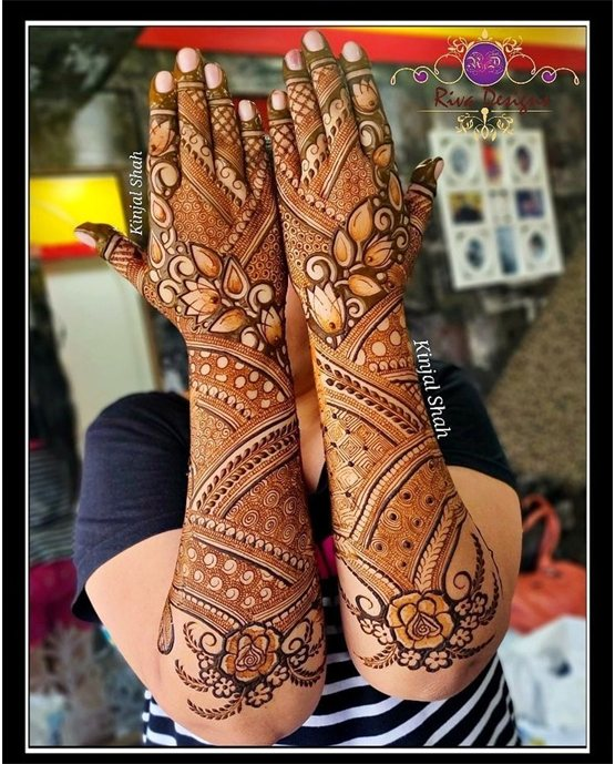Anklet Dots Framework Using Back Hand Mehndi Design Anklet Dots Framework Using Back Hand Mehndi Design