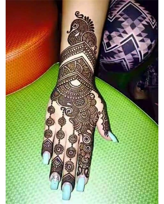 Sleek Orchid With Fusion Along Back Hand Mehndi Design Sleek Orchid With Fusion Along Back Hand Mehndi Design