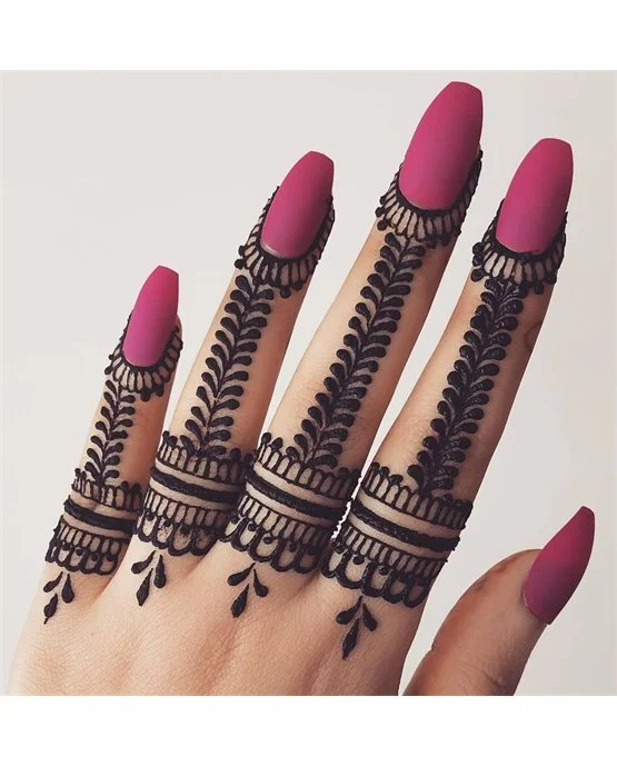 Butterfly Inspired Vibrant Ring Finger Mehndi Design
