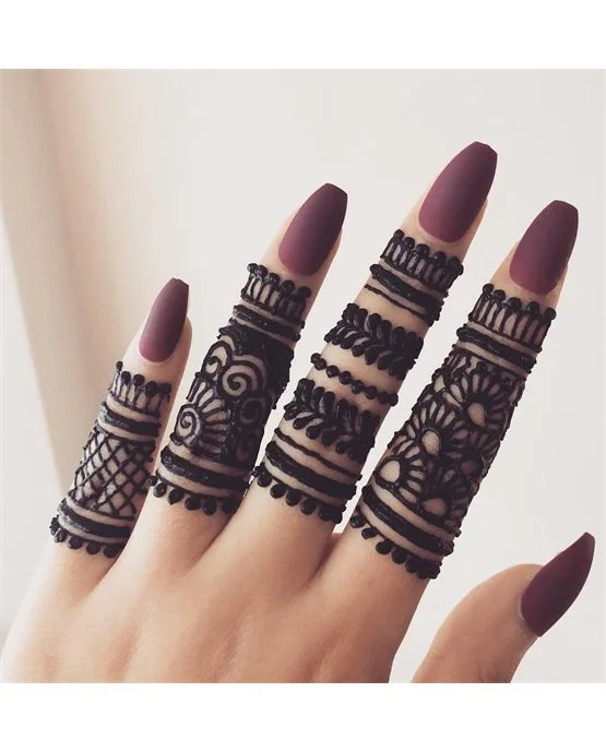Classic Petal And Peacock Featuring Ring Finger Mehndi Design