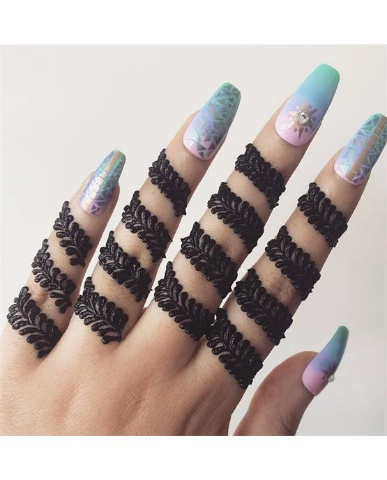 Detailed Fan With Cluster Covering Ring Finger Mehndi Design