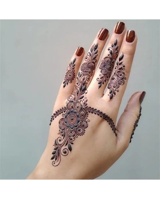 Soft Bead Royal Finger Mehndi Design Structure