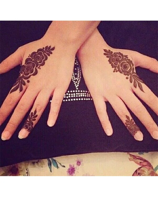 Cuff Inspired Ornate Simple Finger Mehndi Design