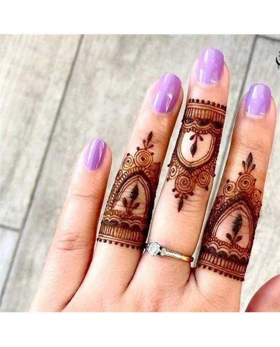 Dainty Silhouette And Hook Covering Simple Finger Mehndi Design