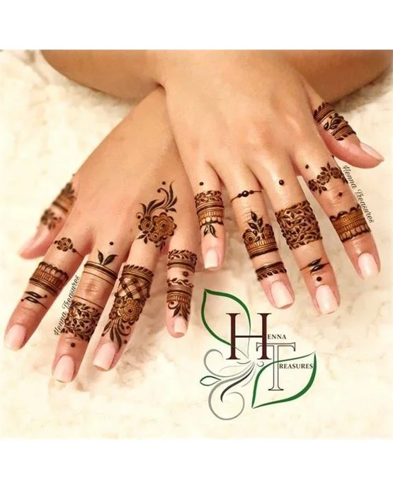 Fine Vine Simple Finger Mehndi Design Flow