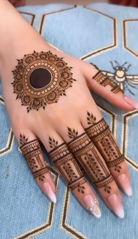 New finger mehndi design 50 New finger mehndi design 50