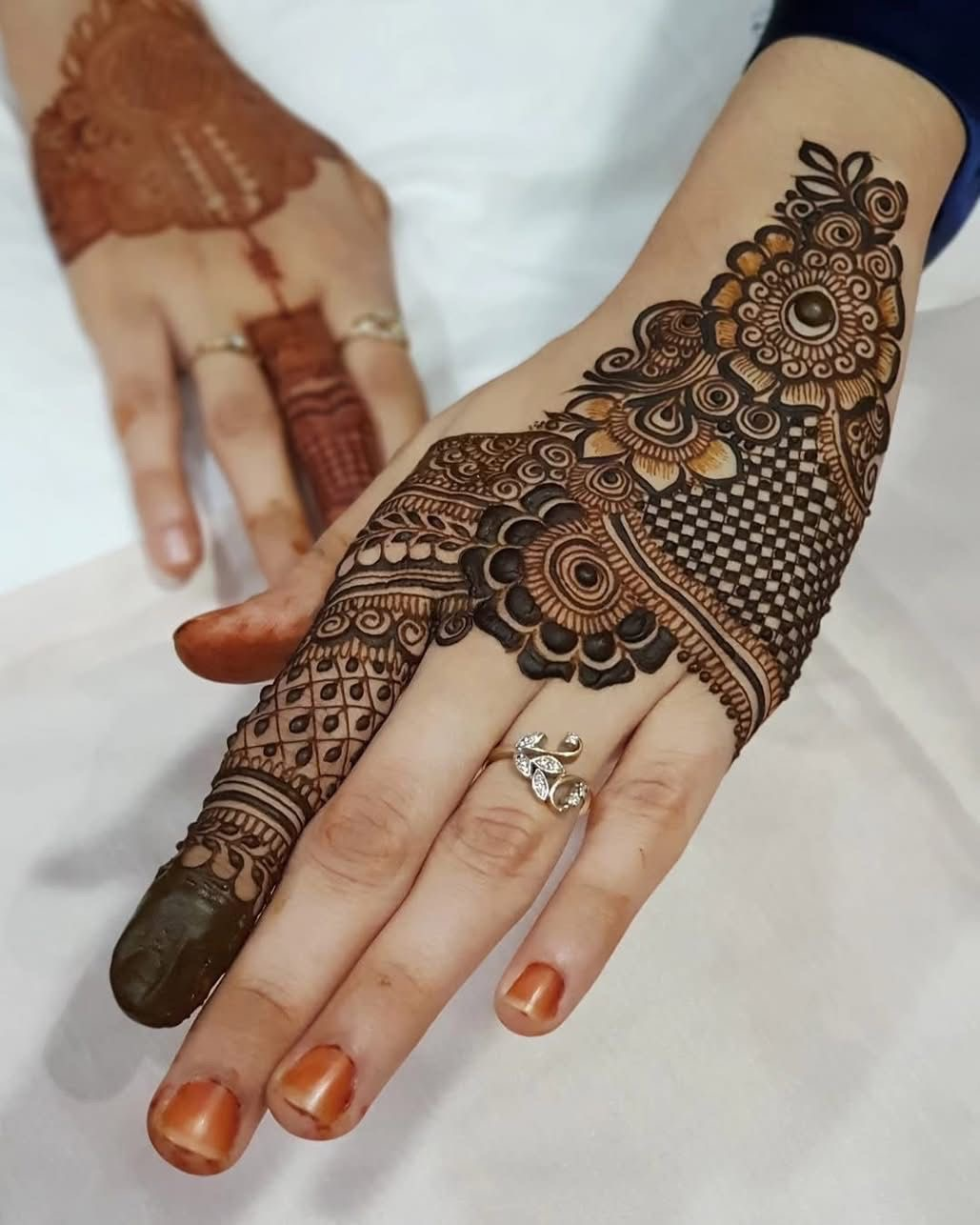 New finger mehndi design 70 New finger mehndi design 70