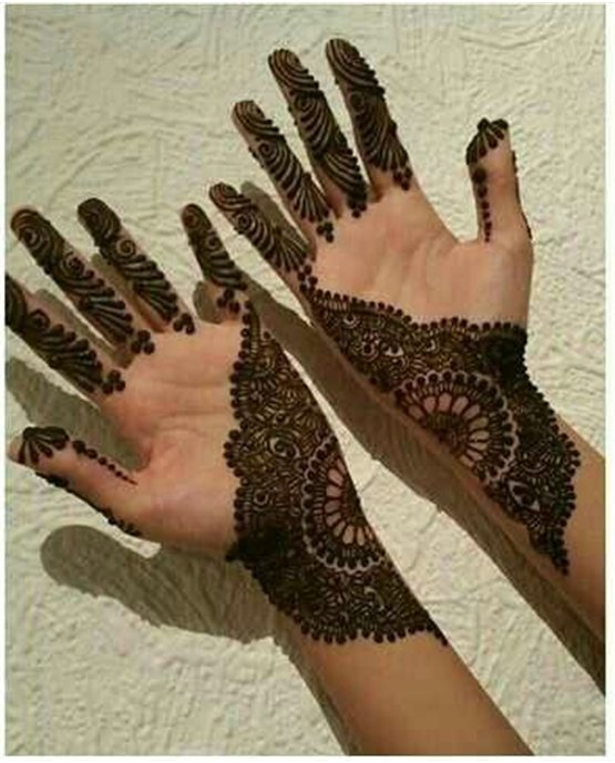 Beautiful Zigzag Front Hand Mehndi Design Extension Beautiful Zigzag Front Hand Mehndi Design Extension