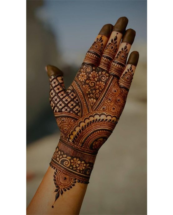 Butterfly Crescent Framework Using Front Hand Mehndi Design Butterfly Crescent Framework Using Front Hand Mehndi Design