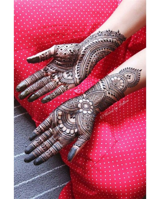Crescent And Bloom Charming Front Hand Mehndi Design Symmetry Crescent And Bloom Charming Front Hand Mehndi Design Symmetry
