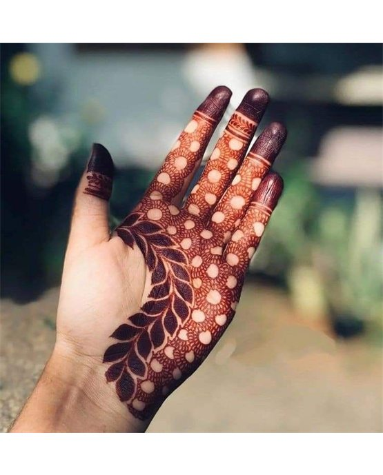 Opulent Mosaic Front Hand Mehndi Design Idea Opulent Mosaic Front Hand Mehndi Design Idea