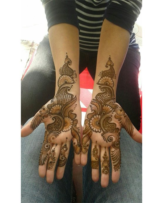 Pretty Frame Framework Using Front Hand Mehndi Design Pretty Frame Framework Using Front Hand Mehndi Design