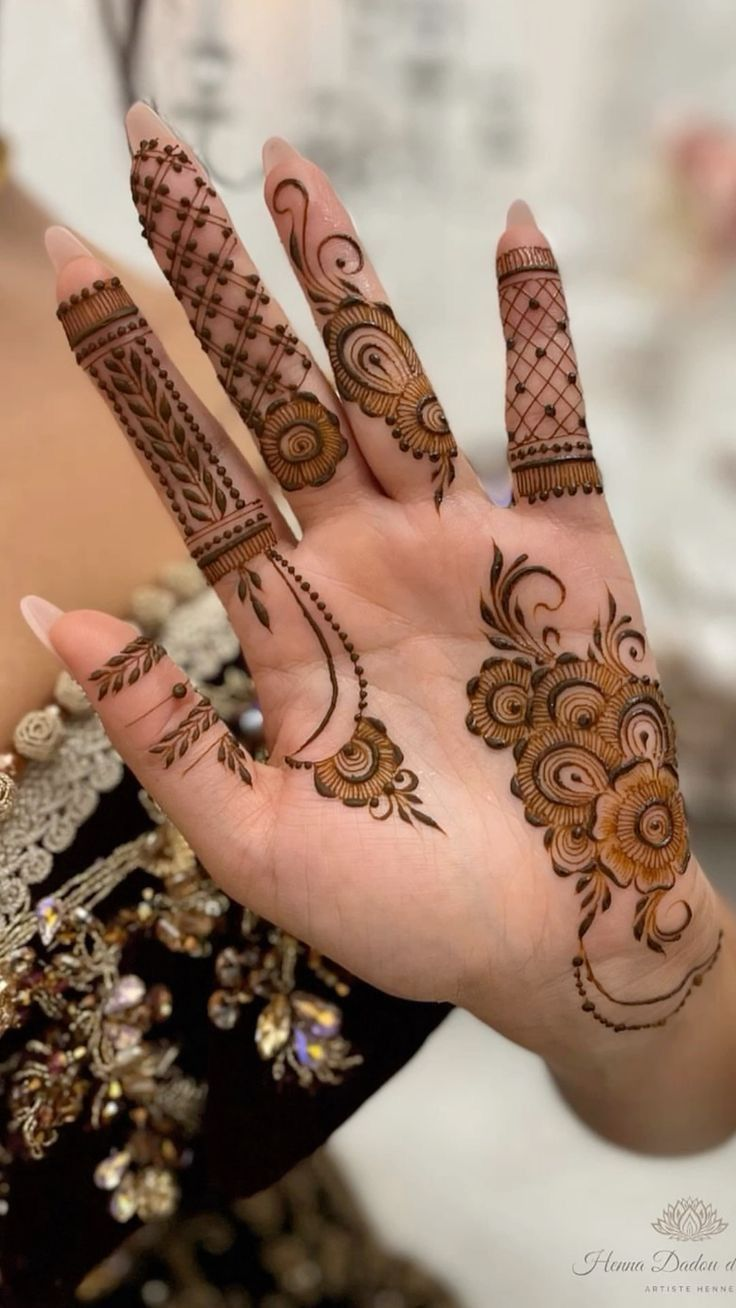 New front hand mehndi design 37 New front hand mehndi design 37