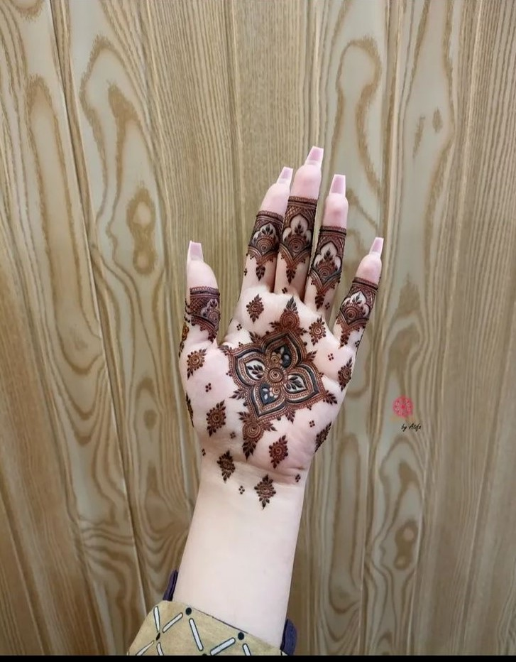 New front hand mehndi design 54 New front hand mehndi design 54