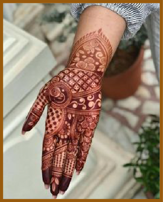 Double band rings in royal front hand mehndi design Double band rings in royal front hand mehndi design