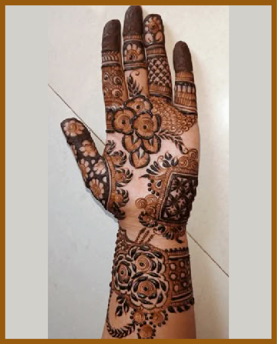 Heavy ring-to-cuff pattern in royal front hand mehndi design Heavy ring-to-cuff pattern in royal front hand mehndi design