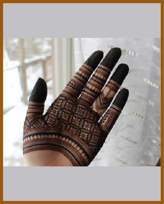 Royal front hand mehndi design with pearl-drop patterns Royal front hand mehndi design with pearl-drop patterns