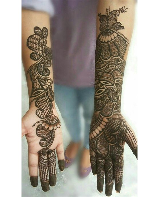 Detailed Fan With Cluster Covering Front Full Hand Mehndi Design Detailed Fan With Cluster Covering Front Full Hand Mehndi Design