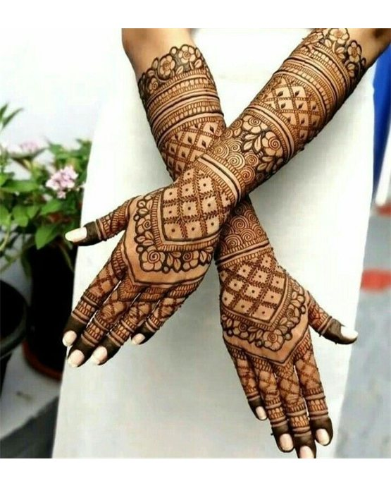 Whimsical Arrangement On Sunflower Modern Full Hand Mehndi Design Whimsical Arrangement On Sunflower Modern Full Hand Mehndi Design