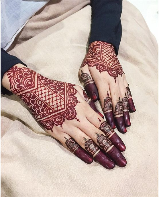 Creative Outline On Rose Simple Full Hand Mehndi Design Creative Outline On Rose Simple Full Hand Mehndi Design