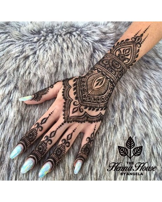 Stunning Overlay Touch Blending Into Simple Full Hand Mehndi Design Stunning Overlay Touch Blending Into Simple Full Hand Mehndi Design