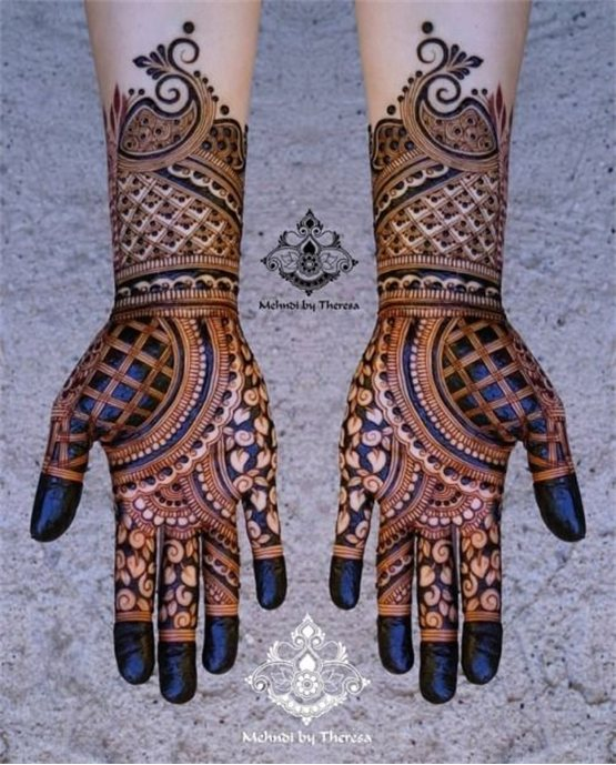 Tulip And Knot Trendy Simple Full Hand Mehndi Design Concept Tulip And Knot Trendy Simple Full Hand Mehndi Design Concept