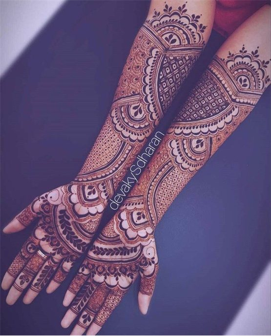 Pretty Frame Framework Using Stylish Full Hand Mehndi Design Pretty Frame Framework Using Stylish Full Hand Mehndi Design