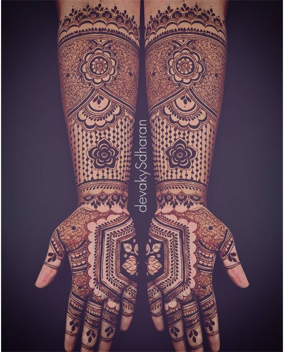 Vibrant Scroll And Highlight Along Stylish Full Hand Mehndi Design Vibrant Scroll And Highlight Along Stylish Full Hand Mehndi Design