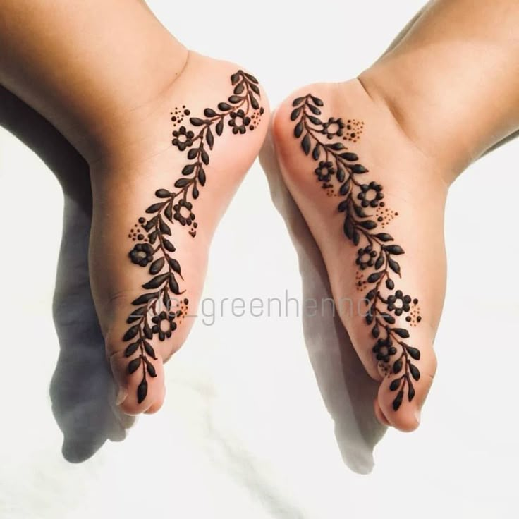 Kids cute mehndi design 23 Kids cute mehndi design 23