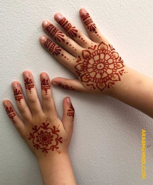 Kids cute mehndi design 31 Kids cute mehndi design 31