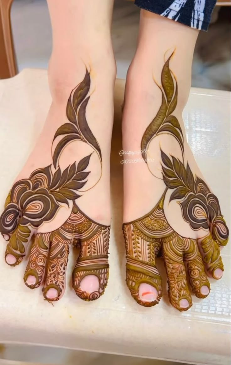 Leg mehndi design 24 Leg mehndi design 24
