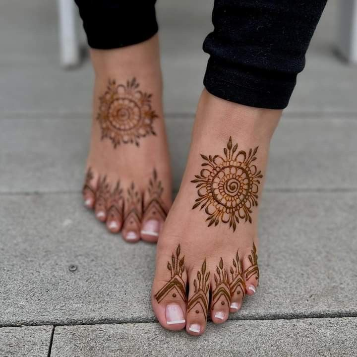 Leg mehndi design 30 Leg mehndi design 30