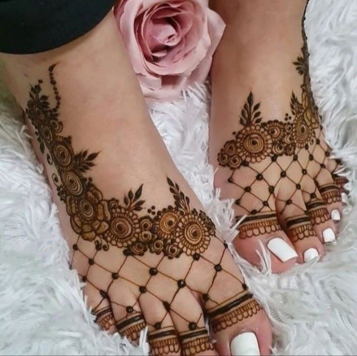 Leg mehndi design 35 Leg mehndi design 35