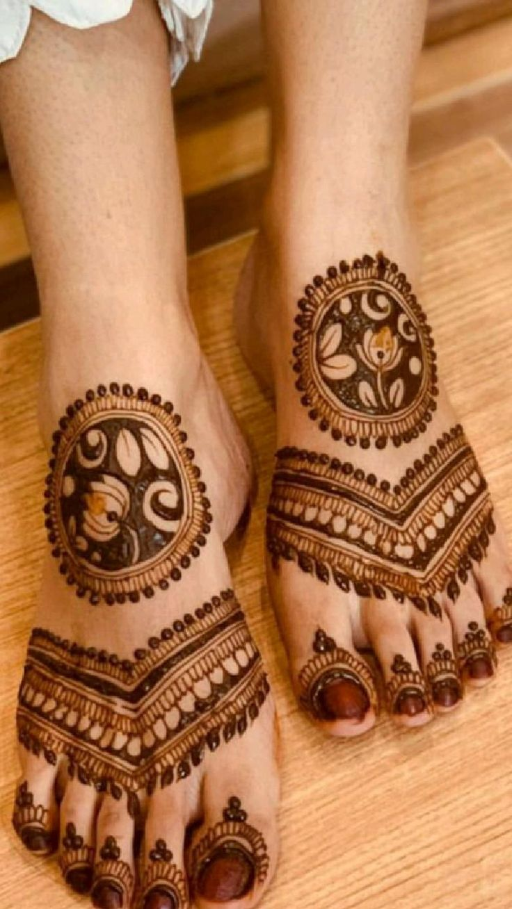 Leg mehndi design 41 Leg mehndi design 41
