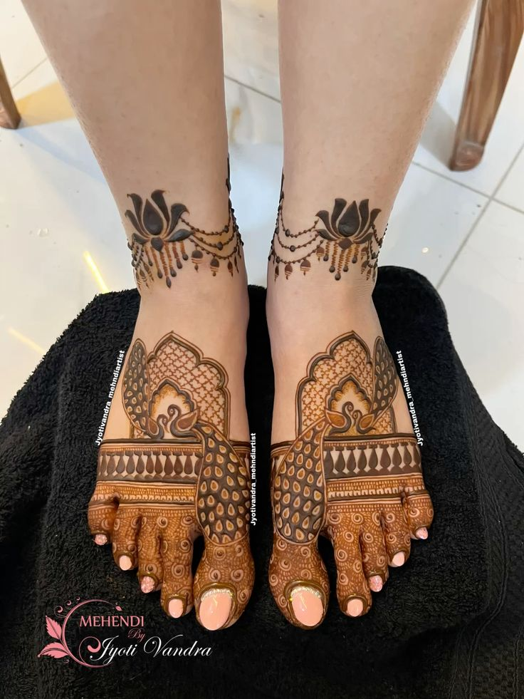 Leg mehndi design 7 Leg mehndi design 7