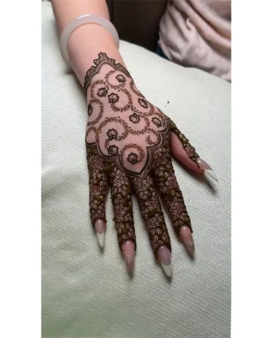 Charming Vine Pattern New Henna Design latest%20designs Mehndi Design Charming Vine Pattern New Henna Design latest%20designs Mehndi Design